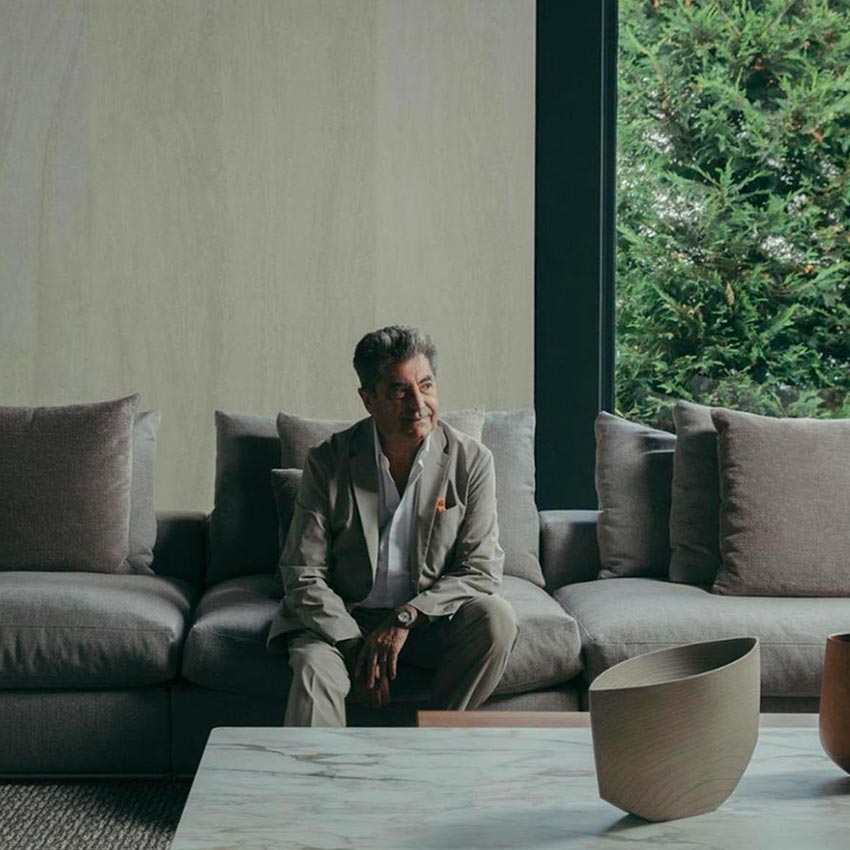 Groundpiece Sofa Antonio Citterio design 2001 | 2021