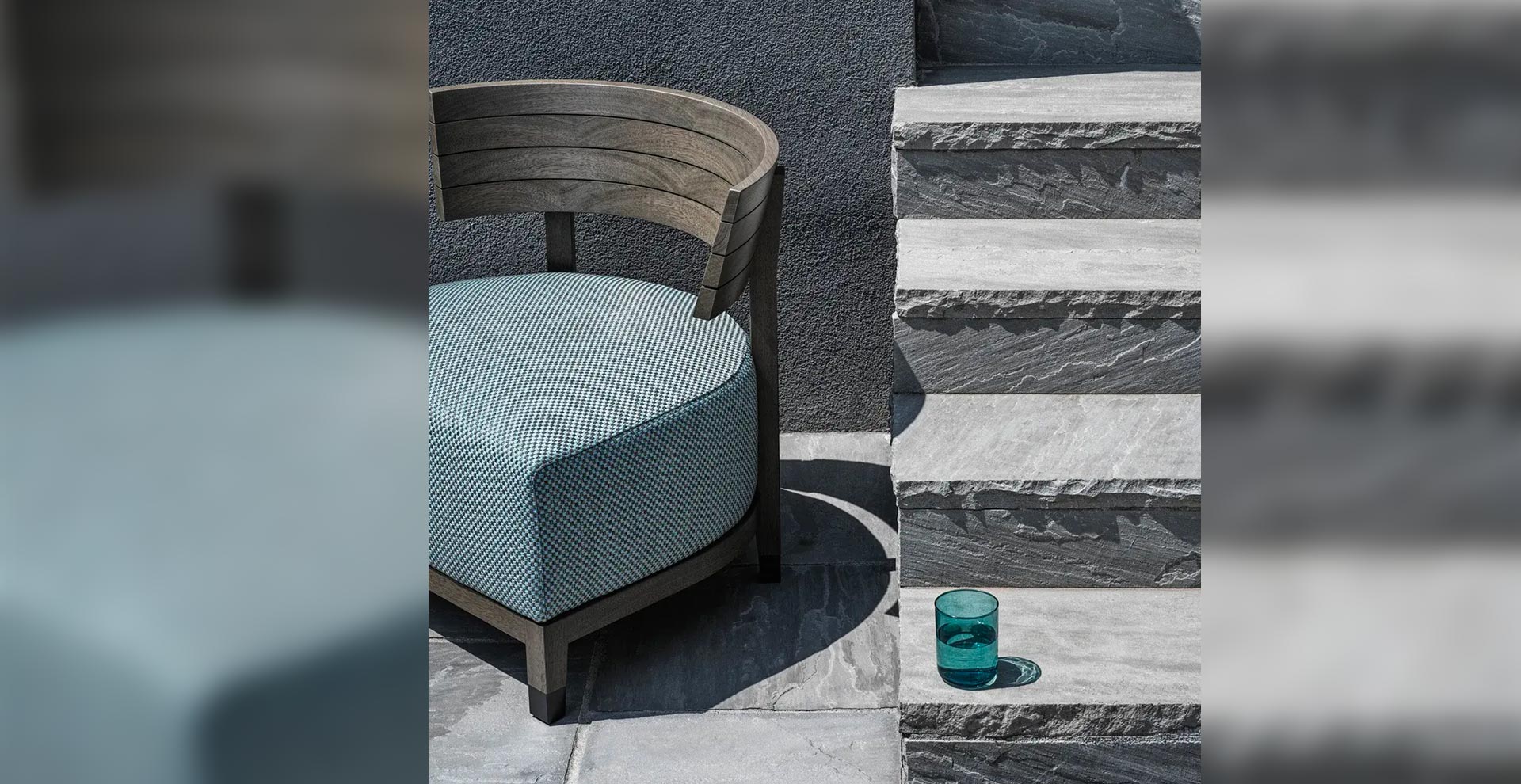 Thomas Outdoor Flexform