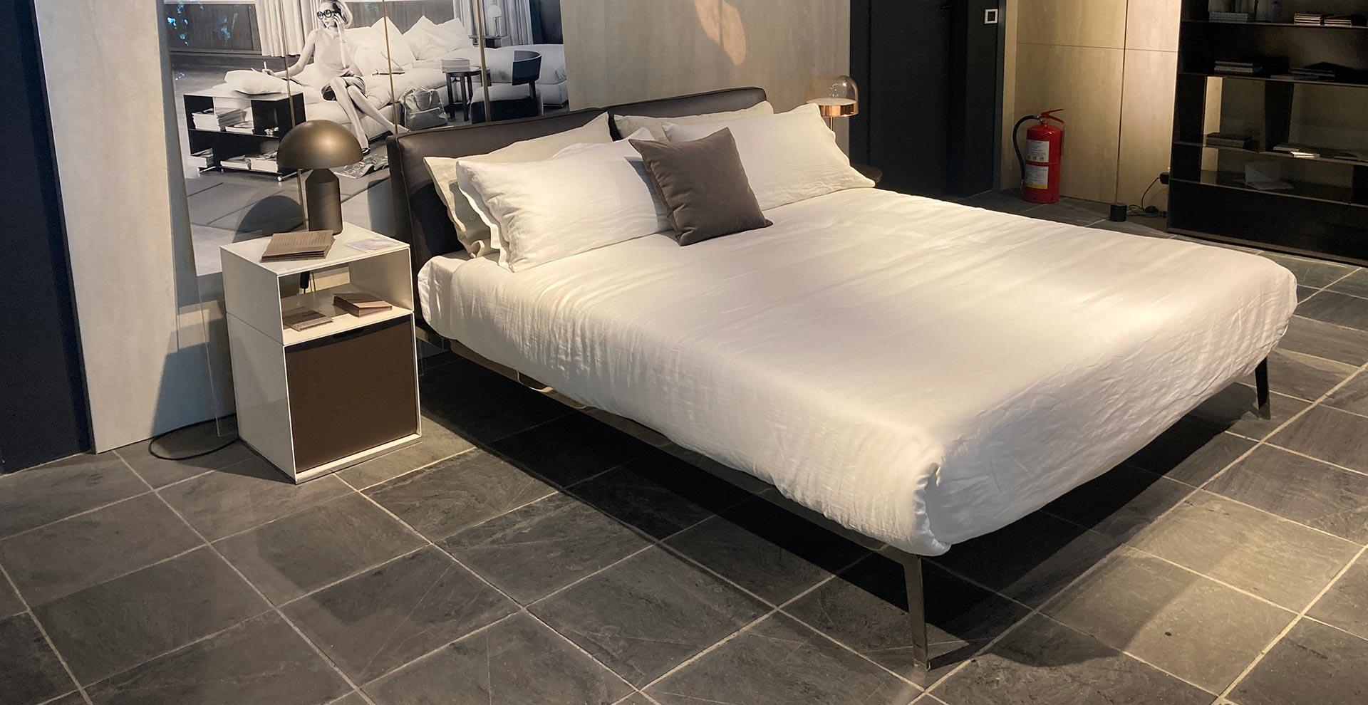 Lifesteel bed Flexform