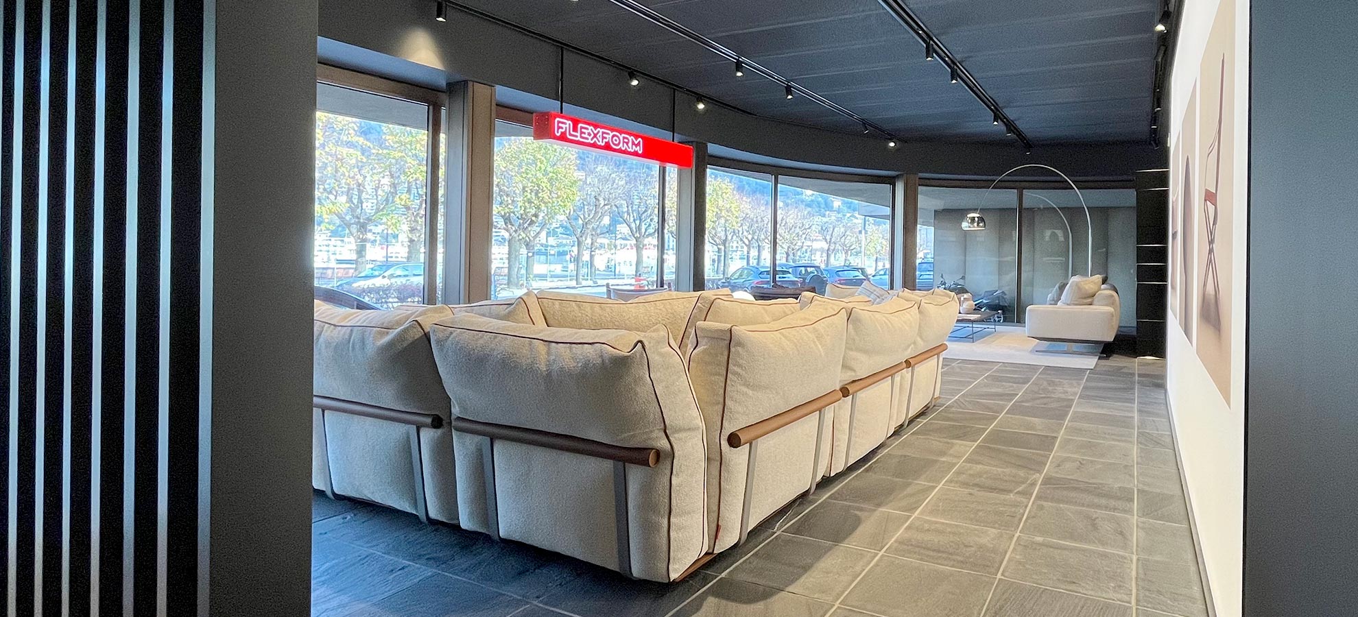 Showroom Flexform Como | Flexform Milan